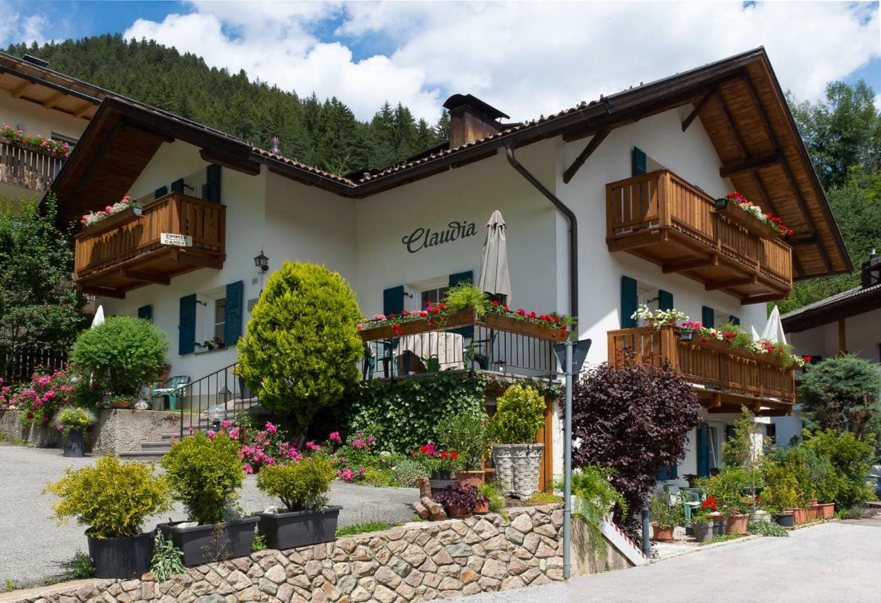 Haus Claudia B&B ノーヴァ・レヴァンテ エクステリア 写真